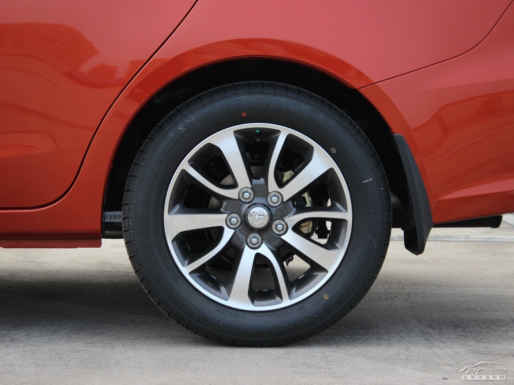 V6菱仕外觀高清大圖