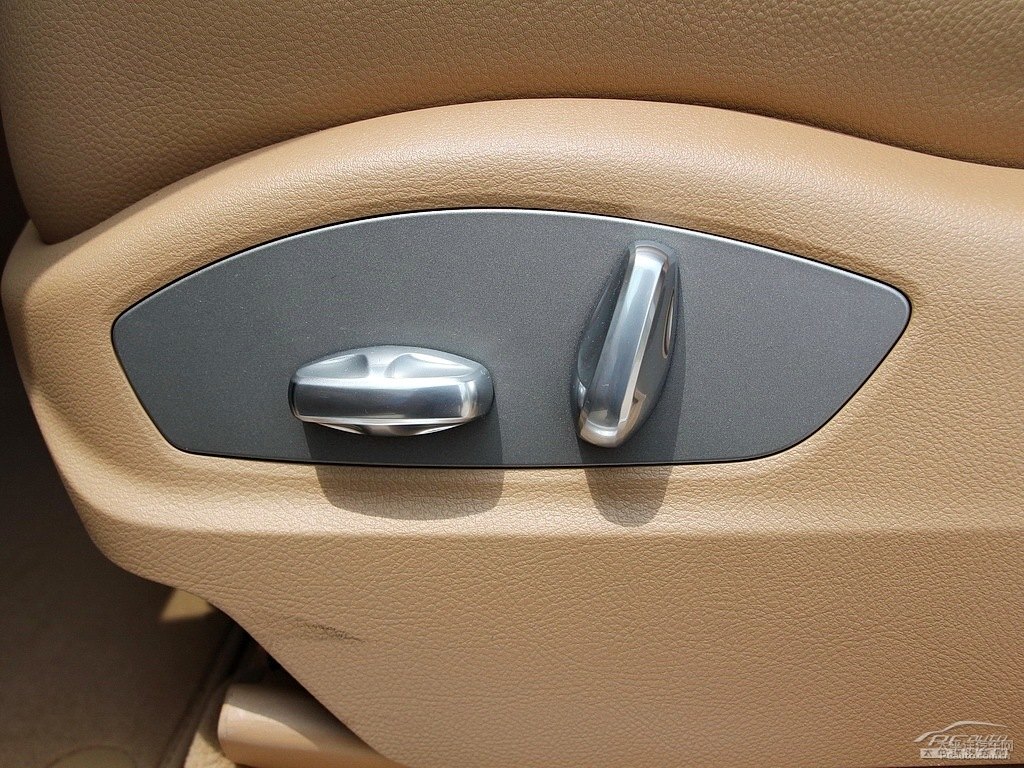 ɫMacan΃(ni)DƬ