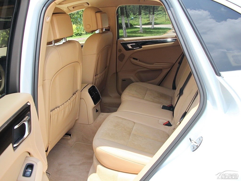 ɫMacan{˿ggDƬ