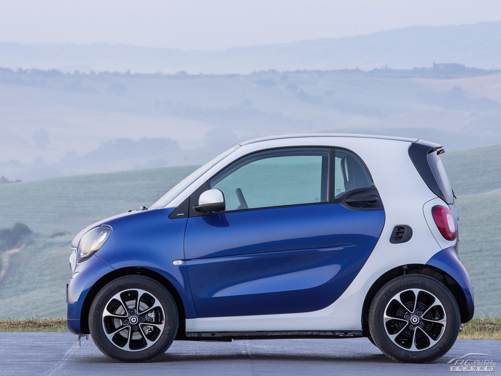 ǿ{(ln)smart fortwo܇(ch)^^DƬ