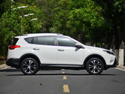 2013款 2.5L AT 四驅(qū)豪華版 2013款 2.5L AT 四驅(qū)豪華版