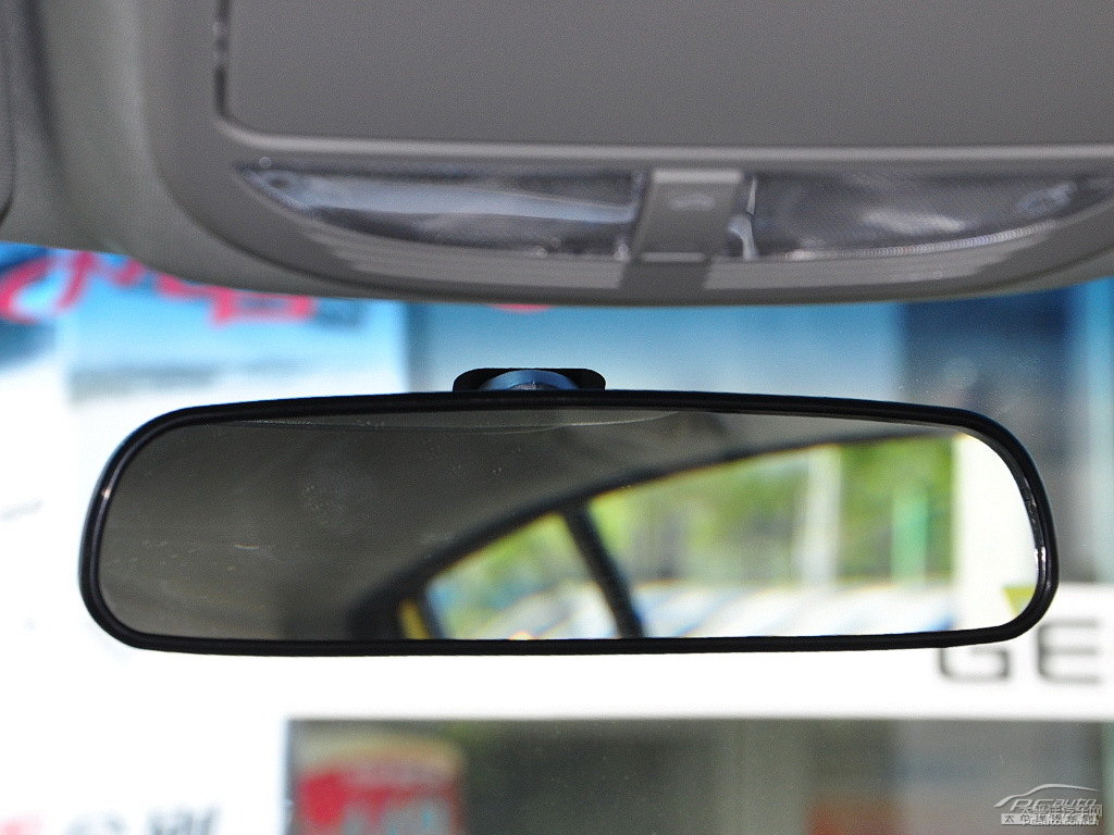 新帝豪車廂內(nèi)飾圖片