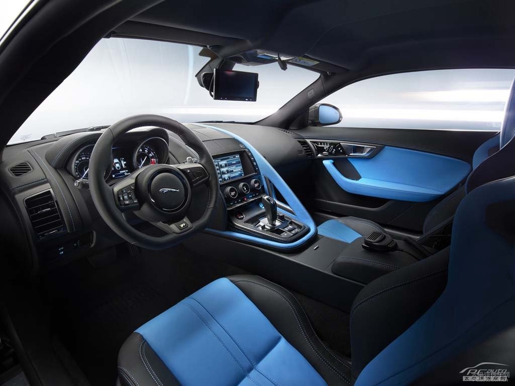 ݱF-TYPE΃(ni)DƬ