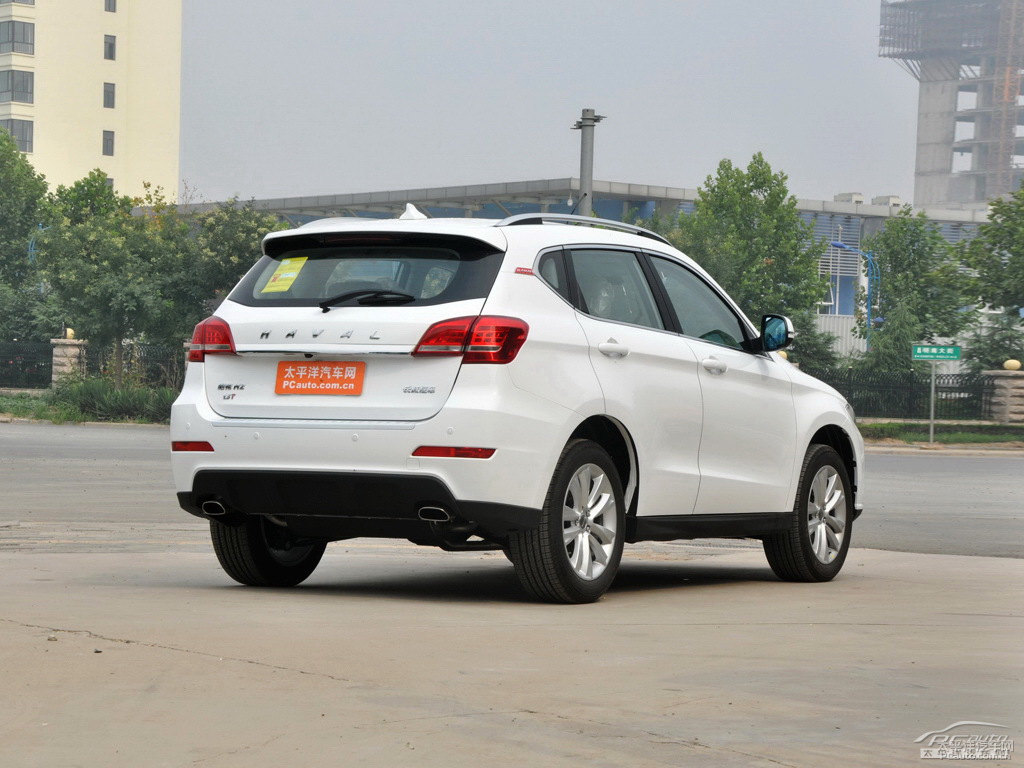 簡(jiǎn)約白哈弗H2整車(chē)外觀(guān)外觀(guān)圖片