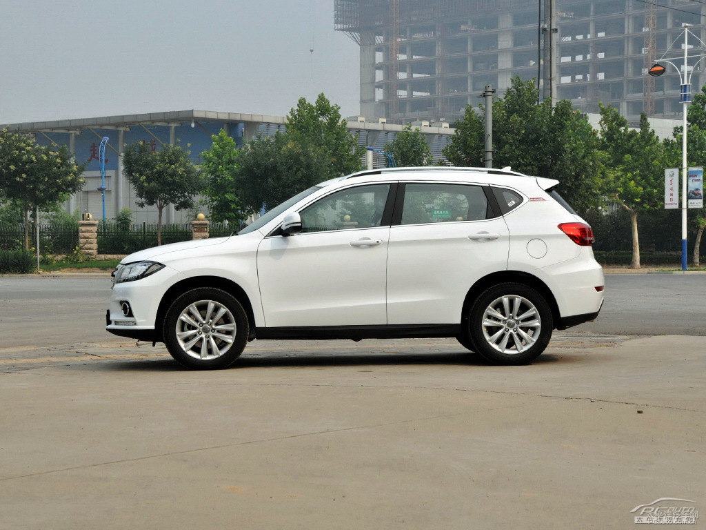 簡(jiǎn)約白哈弗H2整車外觀外觀圖片