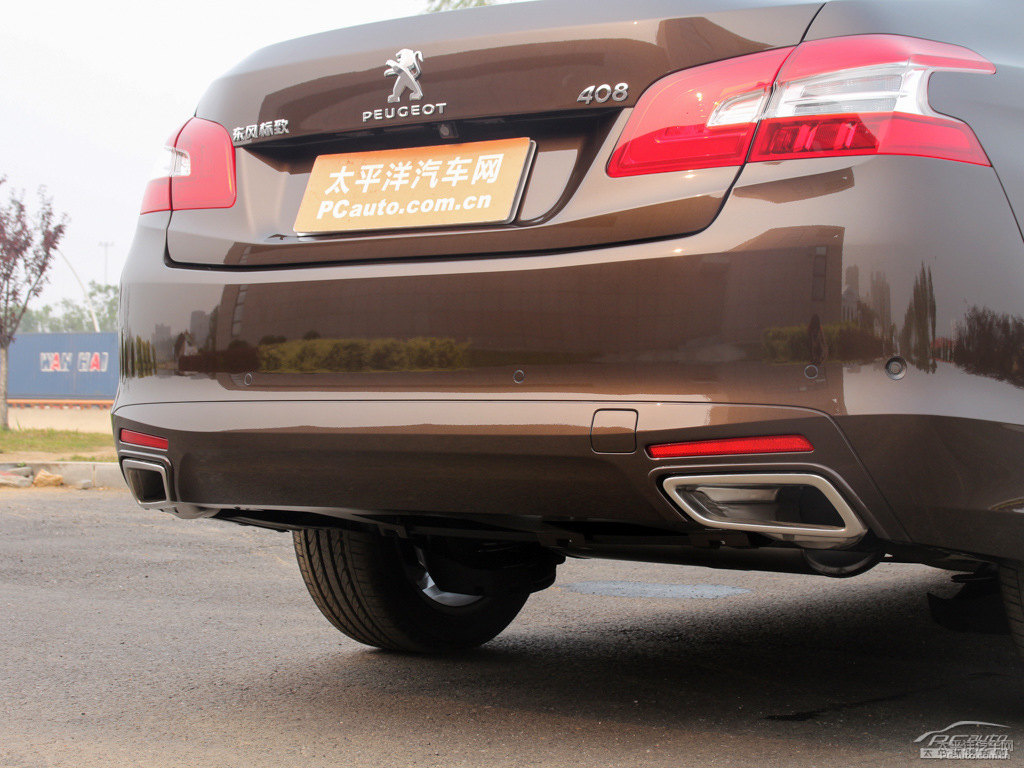 松木棕標(biāo)致408車(chē)尾外觀圖片