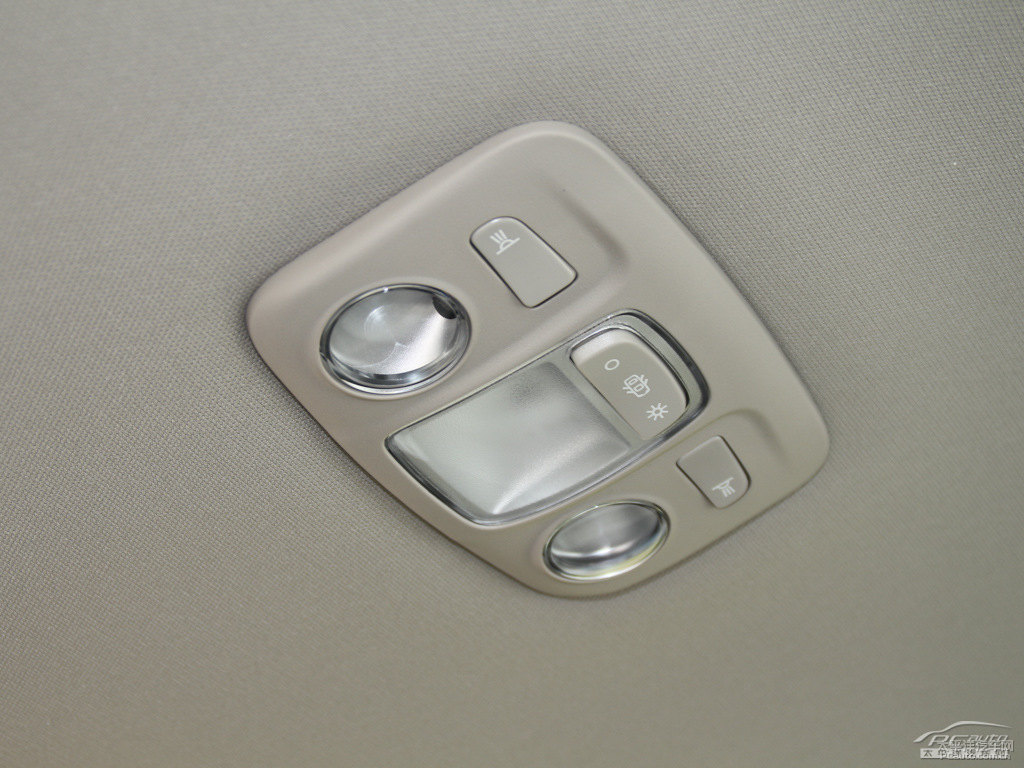 松木棕標(biāo)致408車廂內(nèi)飾圖片