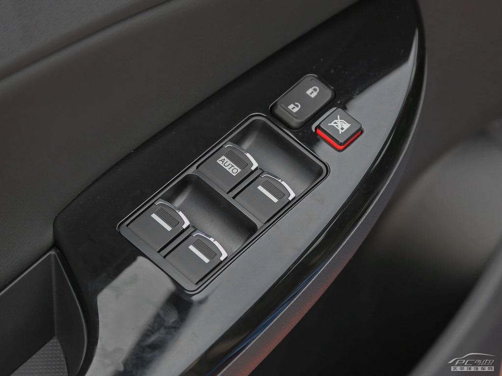 速銳內飾高清大圖