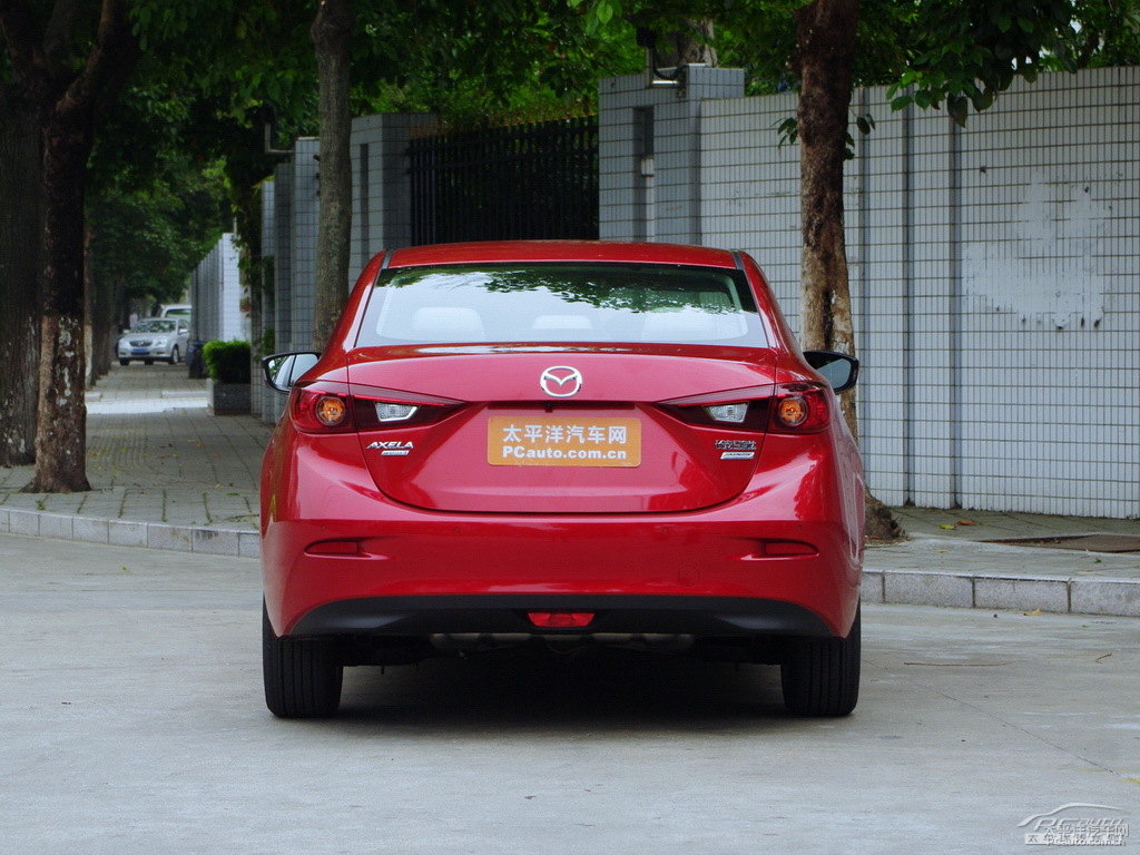 魂動(dòng)紅馬自達(dá)3 昂克賽拉整車(chē)外觀外觀圖片