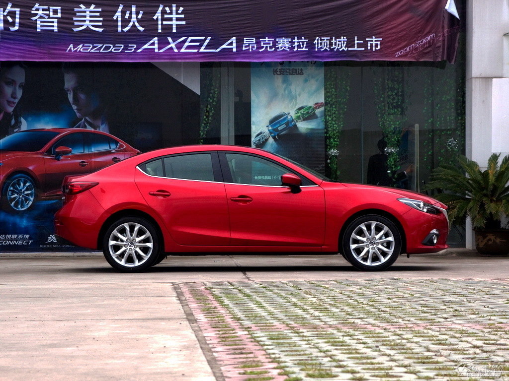魂動紅馬自達3 昂克賽拉整車外觀外觀圖片