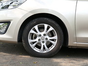 2014款 1.6L AT 尊貴型 2014款 1.6L AT 尊貴型