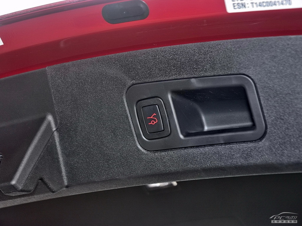 Model S空間高清大圖