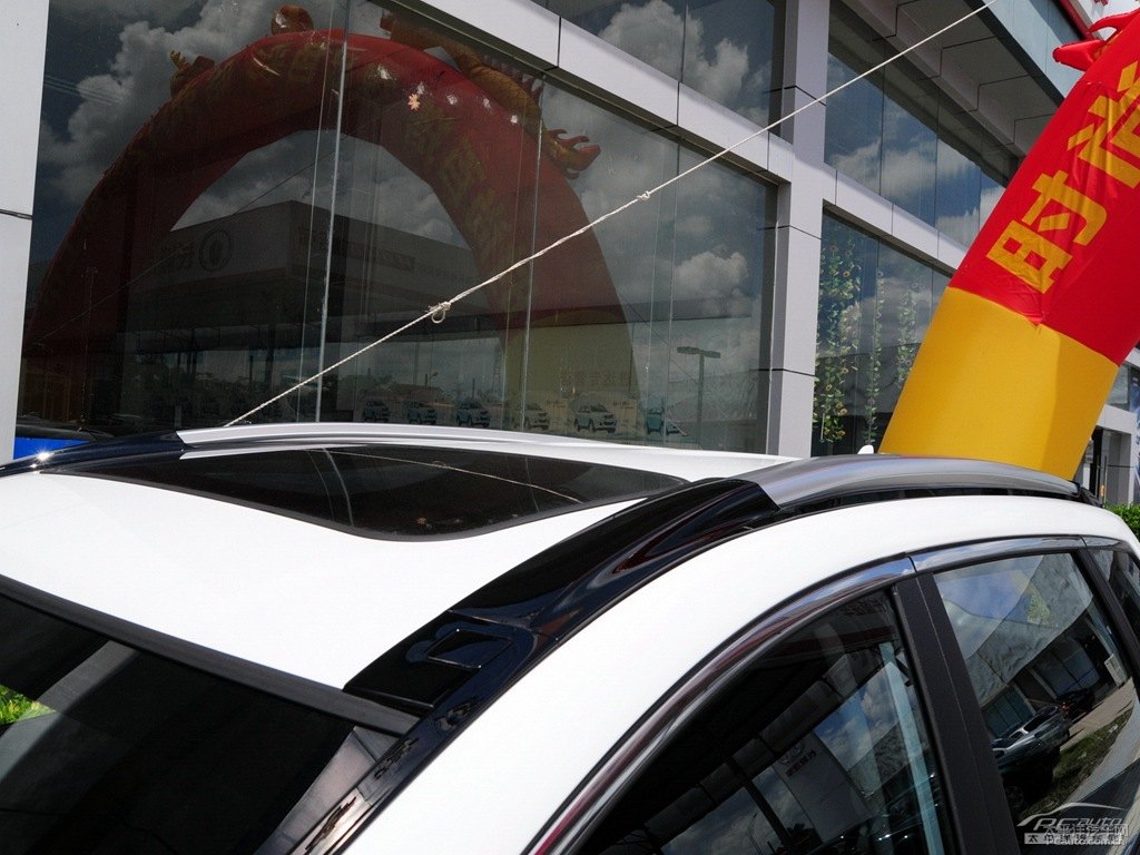 簡約白哈弗H6車身外觀圖片