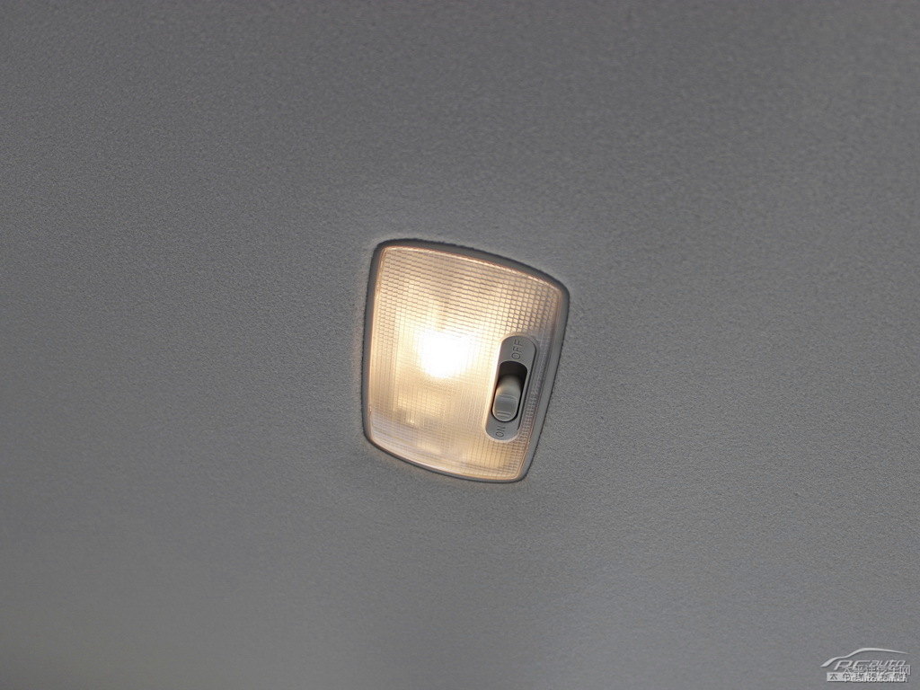 瑞麗紅飛度車廂內(nèi)飾圖片