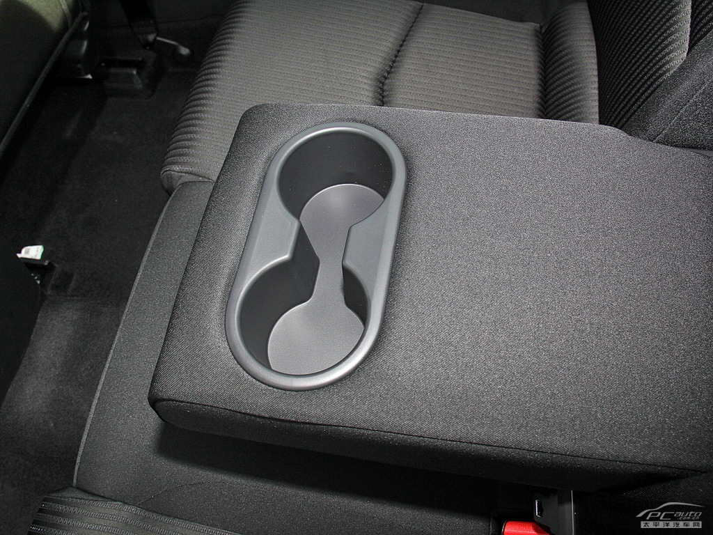 馬自達(dá)3 昂克賽拉空間高清大圖