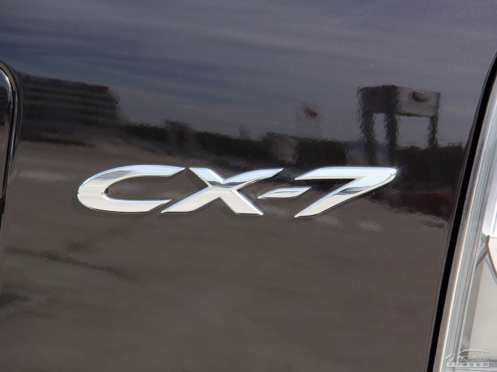 馬自達(dá)CX-7外觀高清大圖