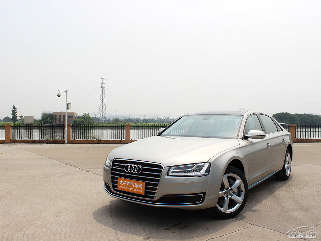奧迪A8L整車外觀外觀圖片