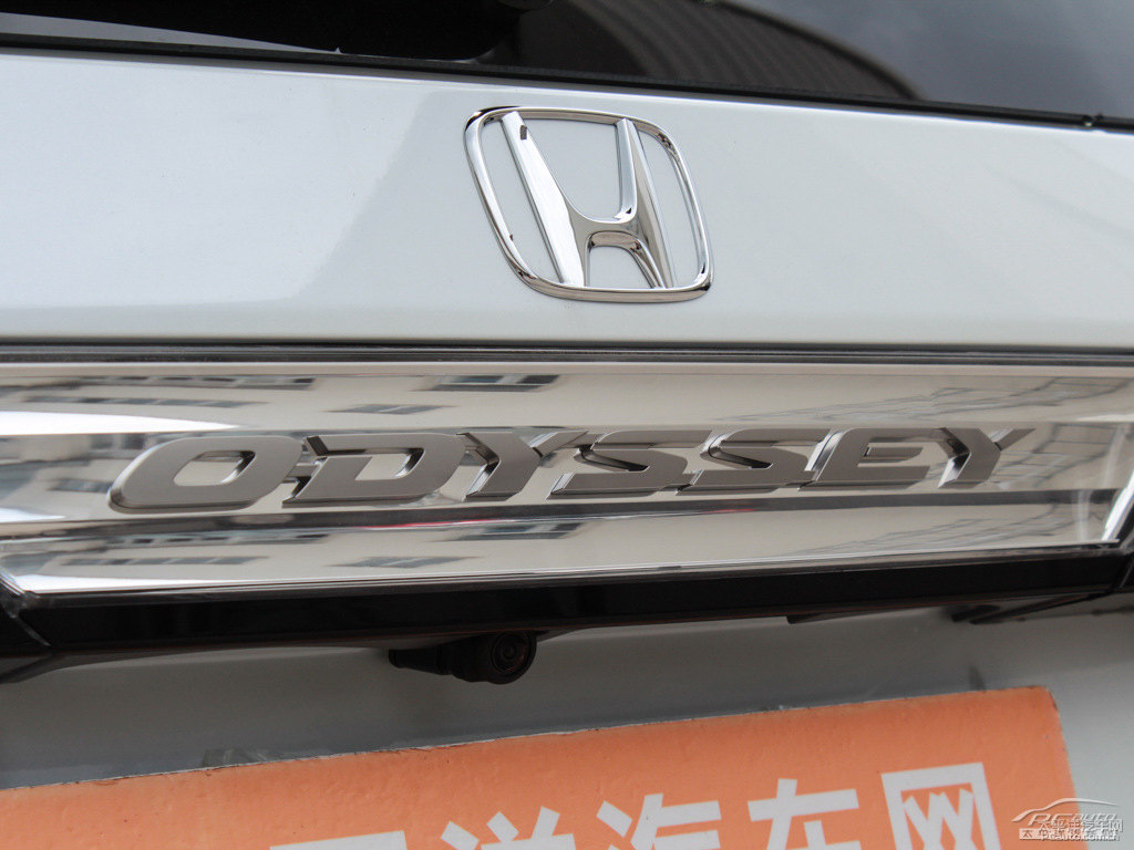 珍珠白奧德賽車尾外觀圖片