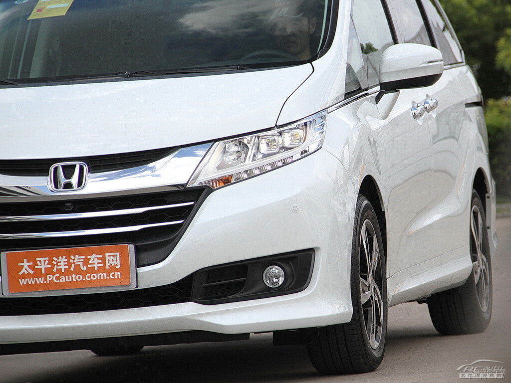 珍珠白奧德賽車(chē)頭外觀圖片