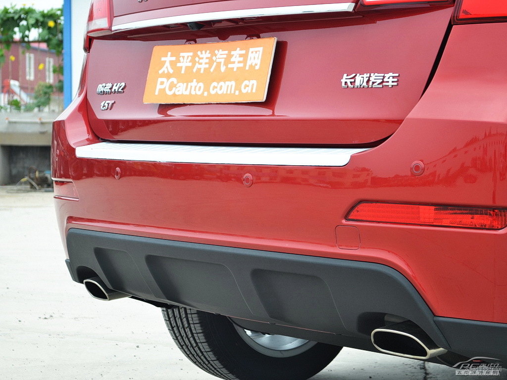 中國紅哈弗H2車尾外觀圖片