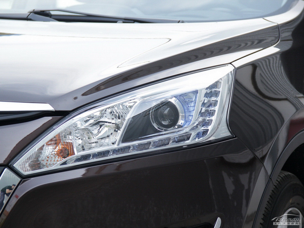 ǹ̴{ǽ݃(yu)6 SUV܇^^DƬ