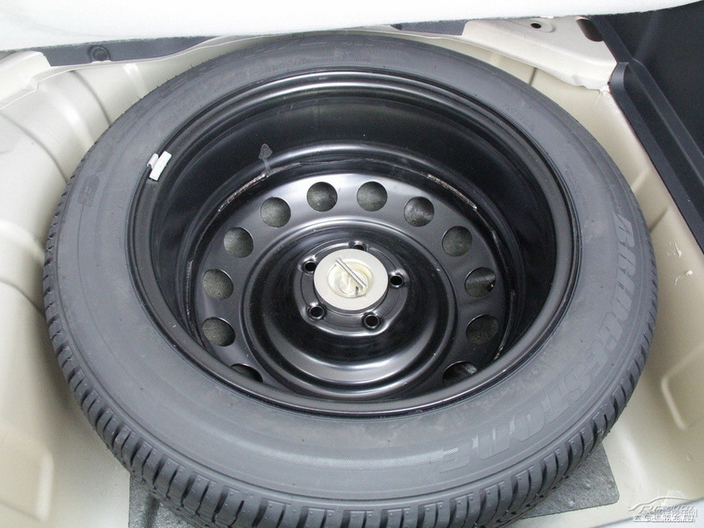 ǹ̴{ǽ݃(yu)6 SUV(x)(ji)(x)(ji)DƬ