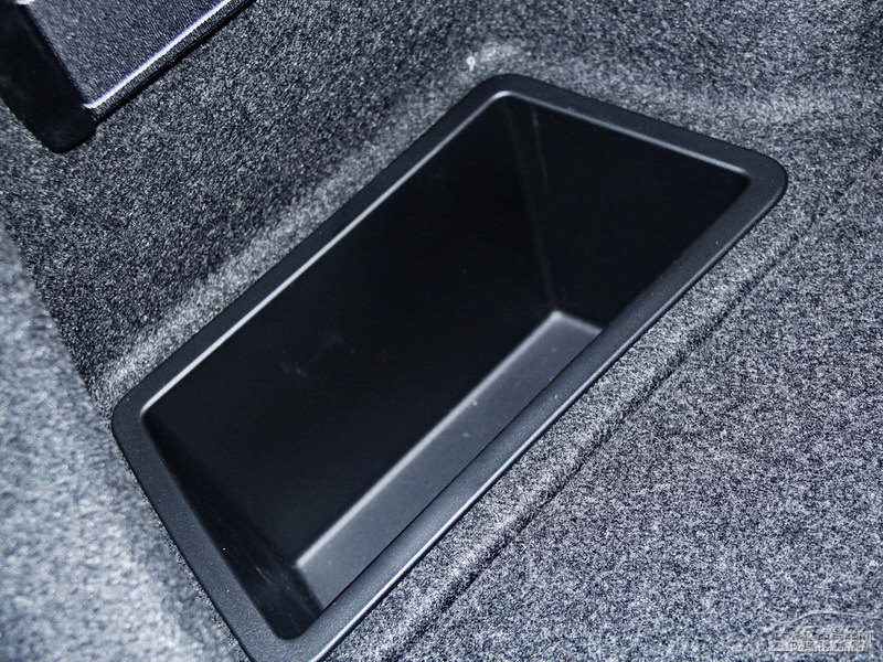 馬拉喀什棕寶馬X1后備廂空間圖片