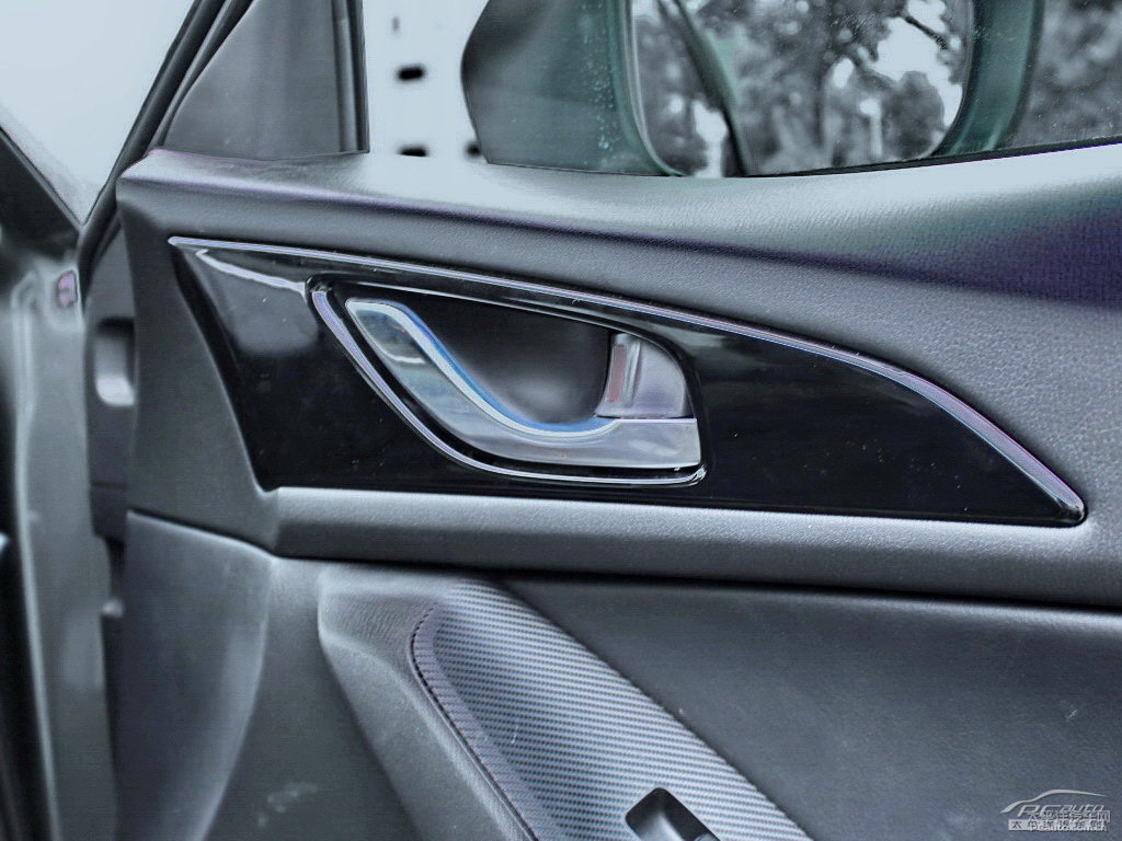 R_3 ِ܇(ni)DƬ