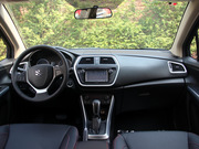 2014款 1.6L 自動尊貴型 2014款 1.6L 自動尊貴型