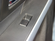 2014款 1.6L 自動尊貴型 2014款 1.6L 自動尊貴型
