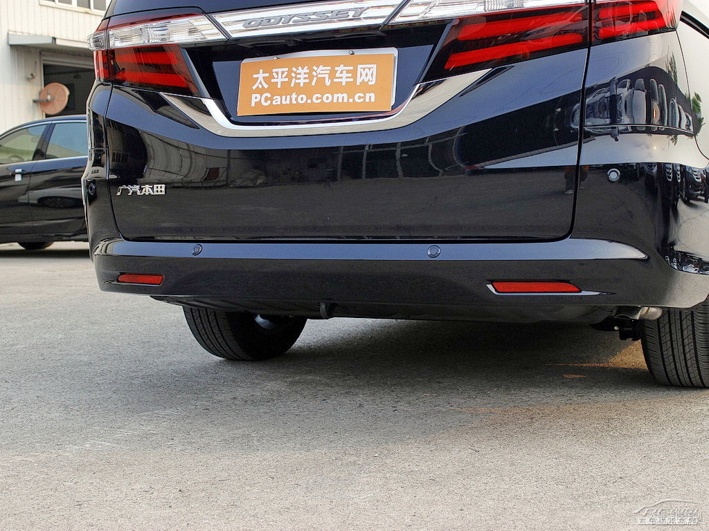 星空藍(lán)奧德賽車尾外觀圖片