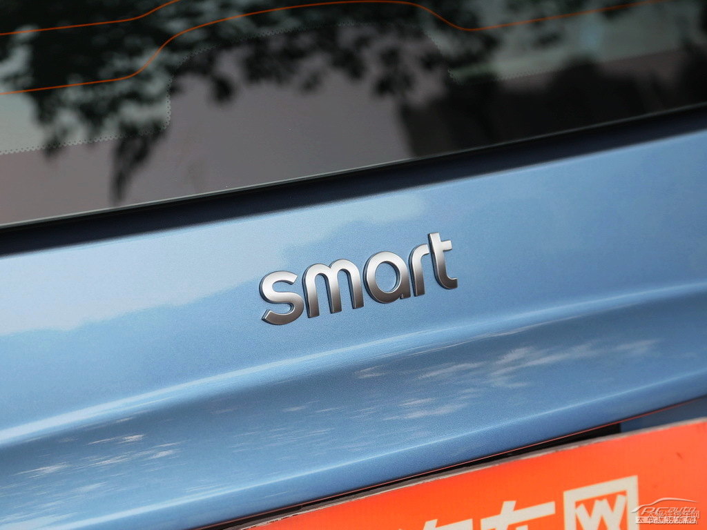 {ɫsmart fortwo܇β^DƬ