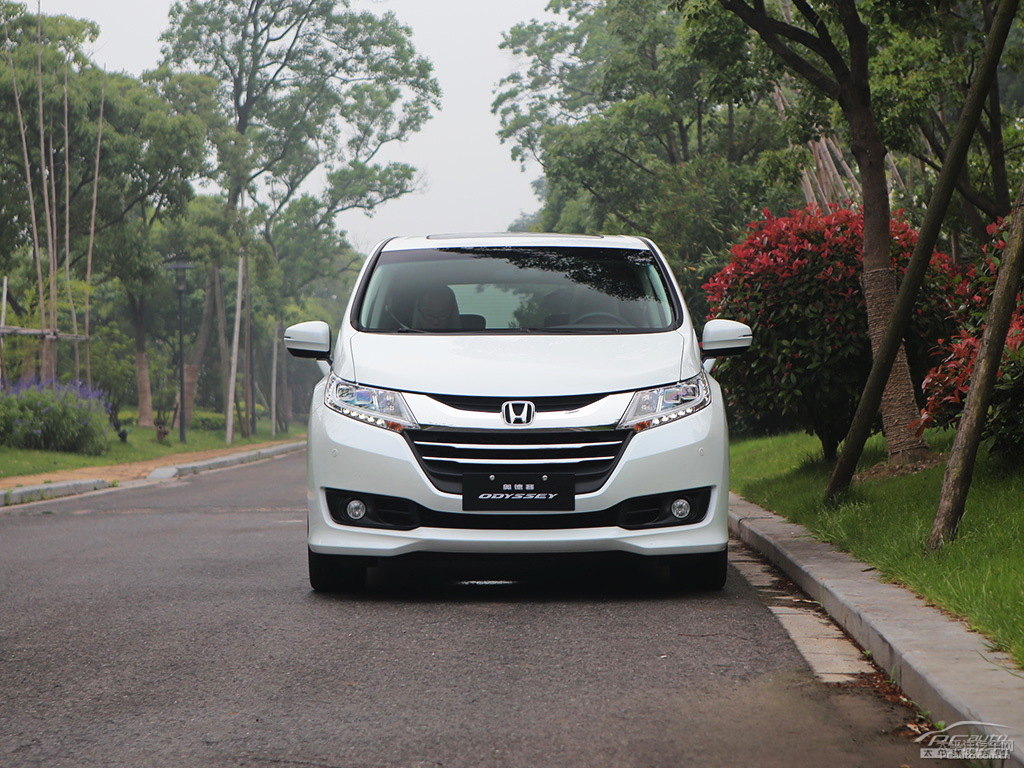 珍珠白奧德賽整車(chē)外觀(guān)外觀(guān)圖片