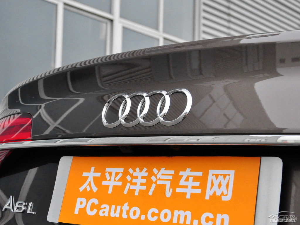 奧迪A8L車尾外觀圖片