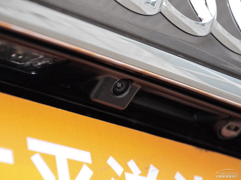 奧迪A8L車尾外觀圖片