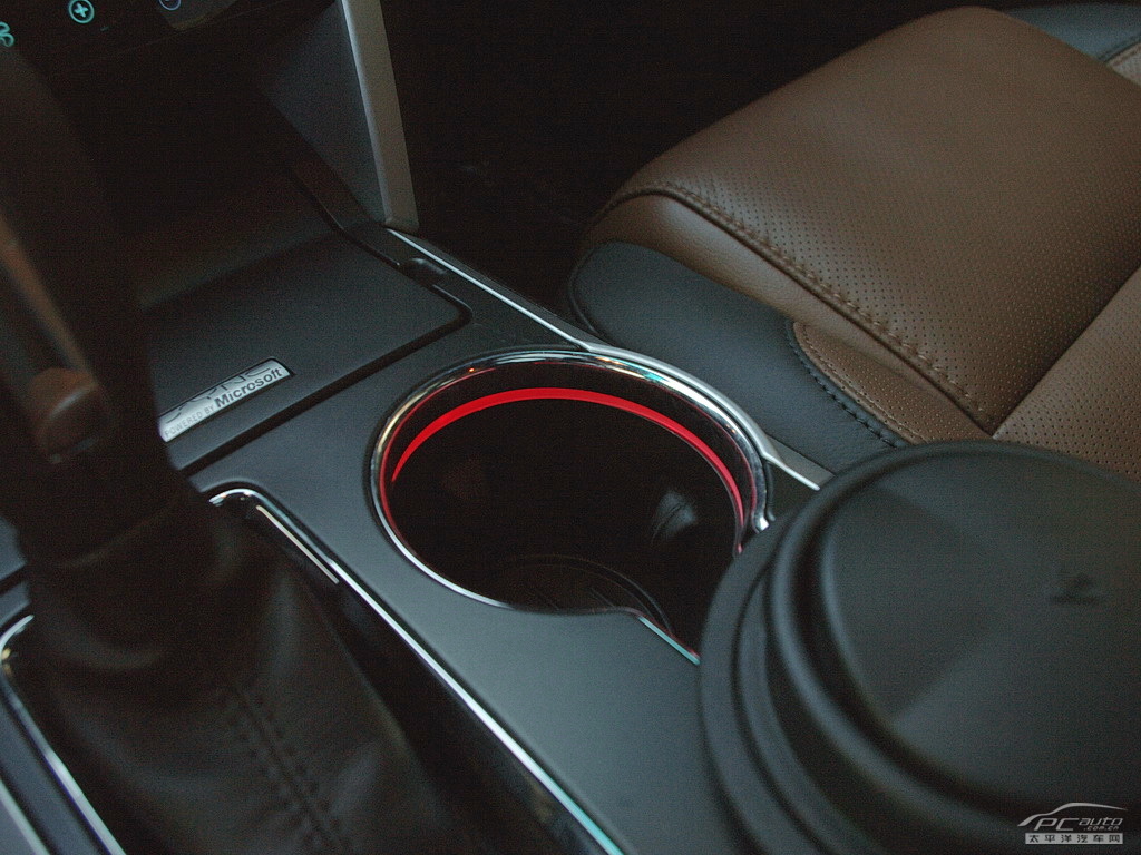 探險(xiǎn)者(進(jìn)口)空間高清大圖