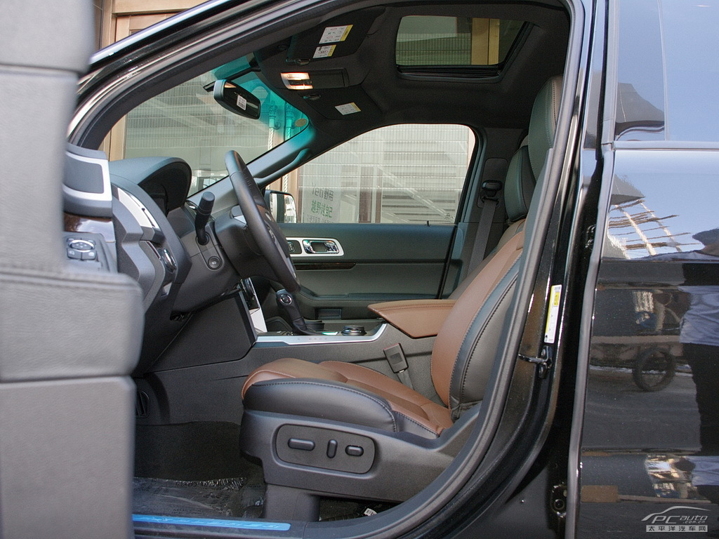 探險(xiǎn)者(進(jìn)口)空間高清大圖