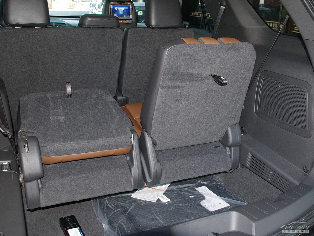 探險者(進口)空間高清大圖