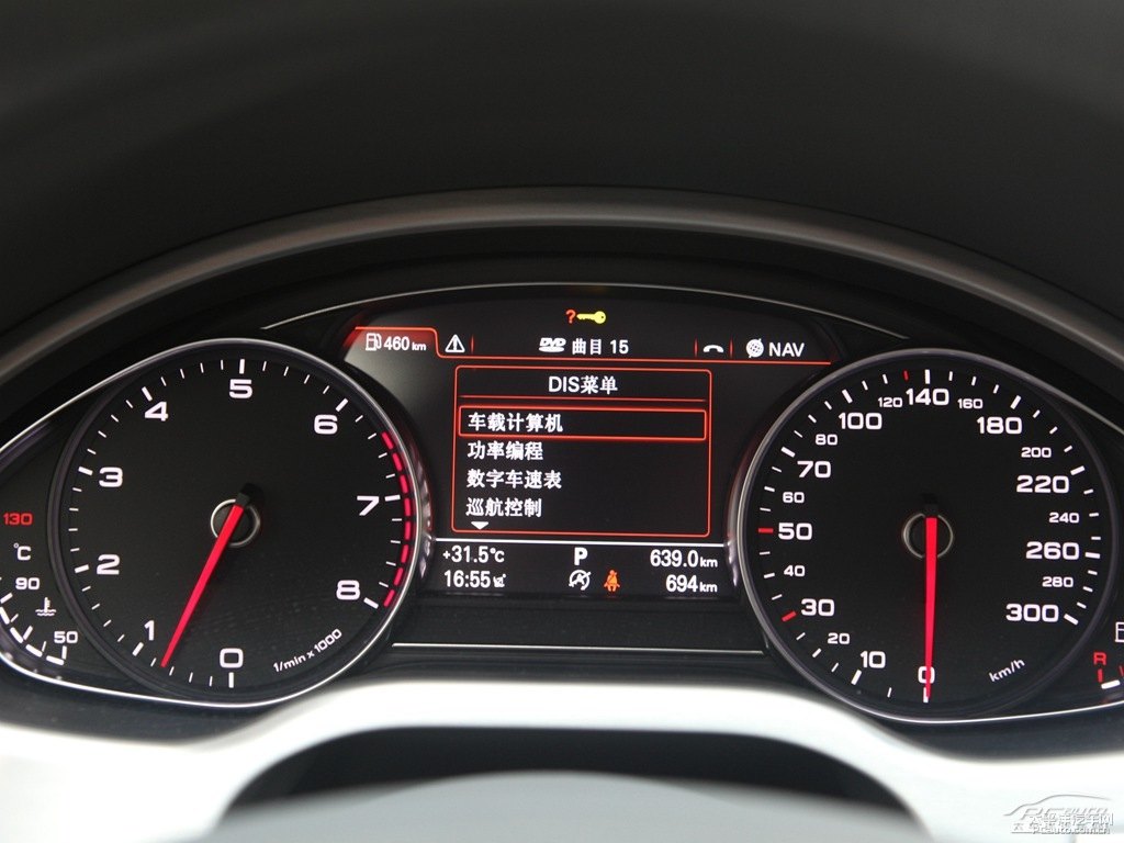 奧迪A8L中控內(nèi)飾圖片