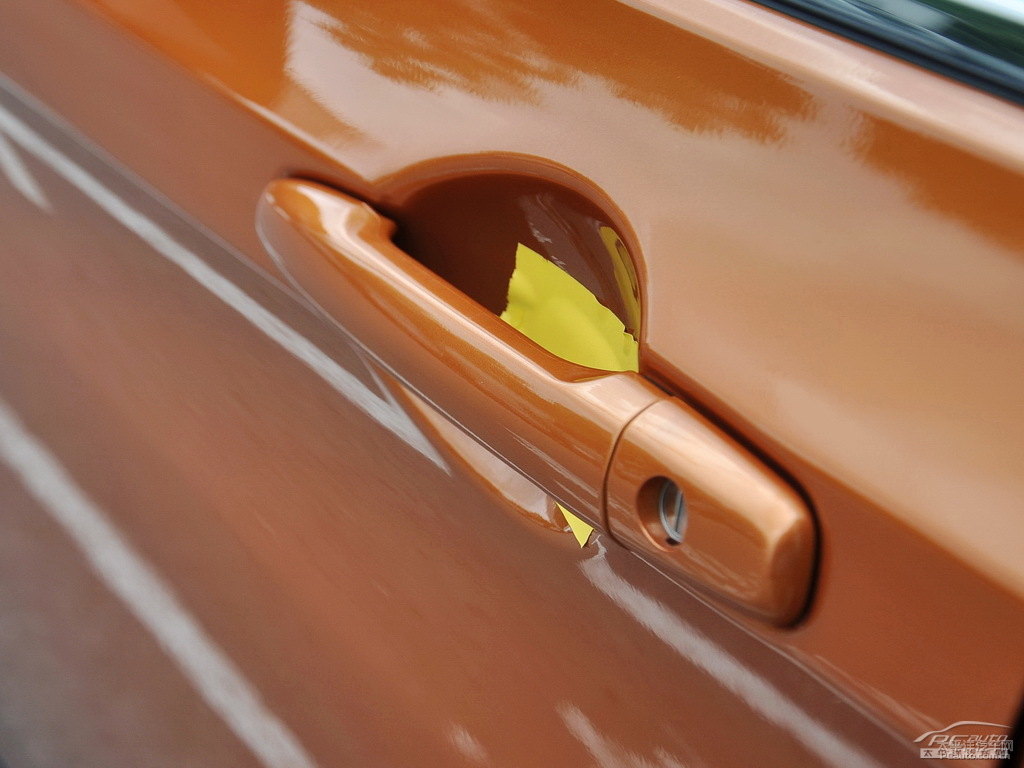 {ǽ݃(yu)6 SUV܇^DƬ