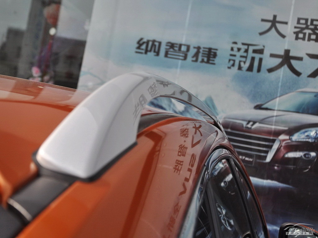 {ǽ݃(yu)6 SUV܇^DƬ