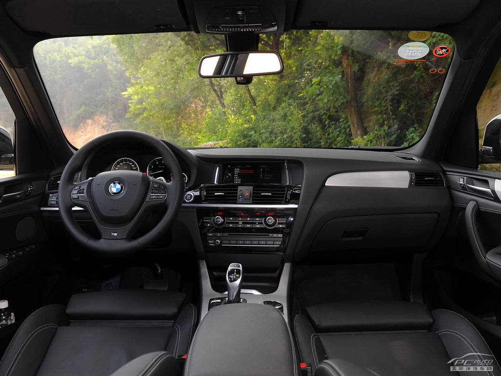 寶馬X3(進口)內(nèi)飾高清大圖