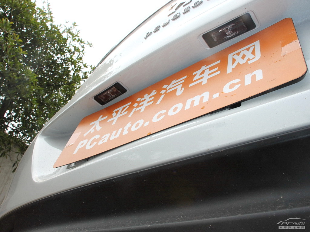 標(biāo)致308外觀高清大圖