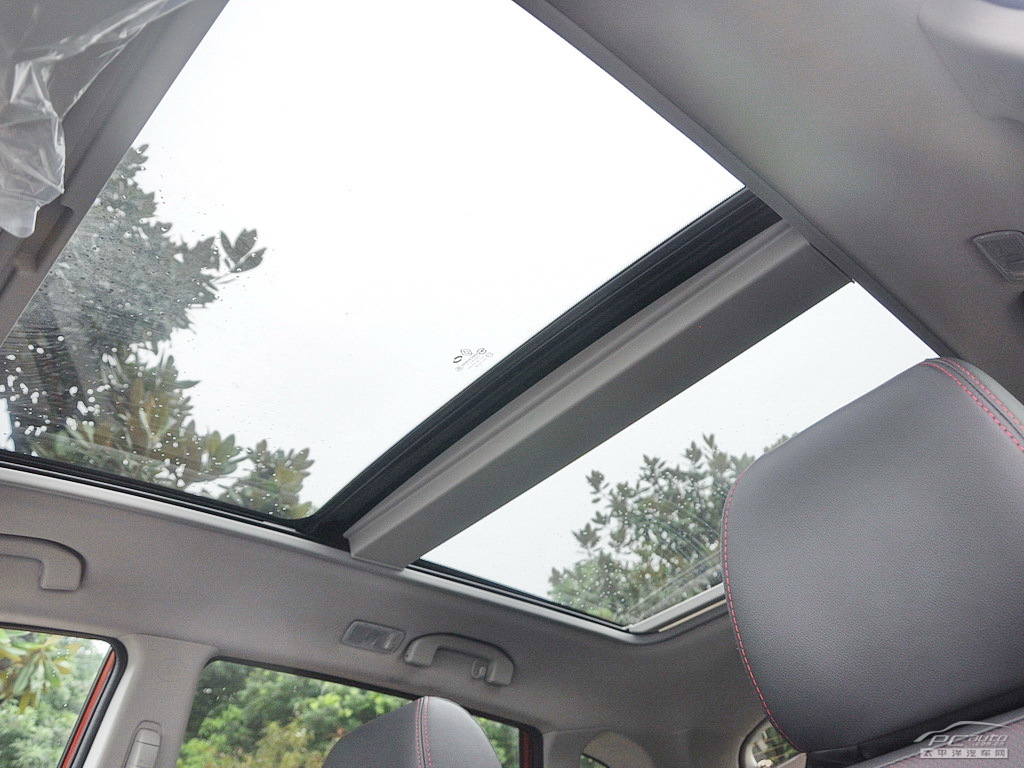 科雷傲(進(jìn)口)內(nèi)飾高清大圖