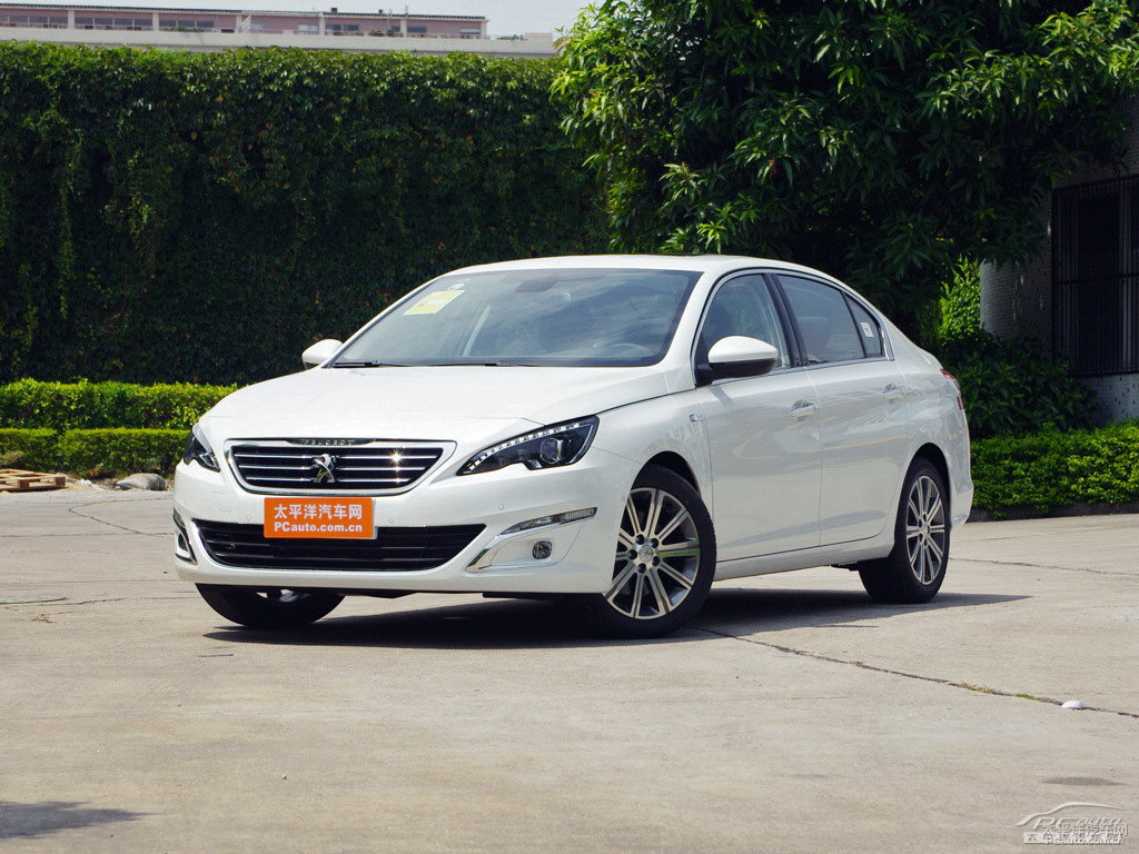珠光白標(biāo)致408整車外觀外觀圖片