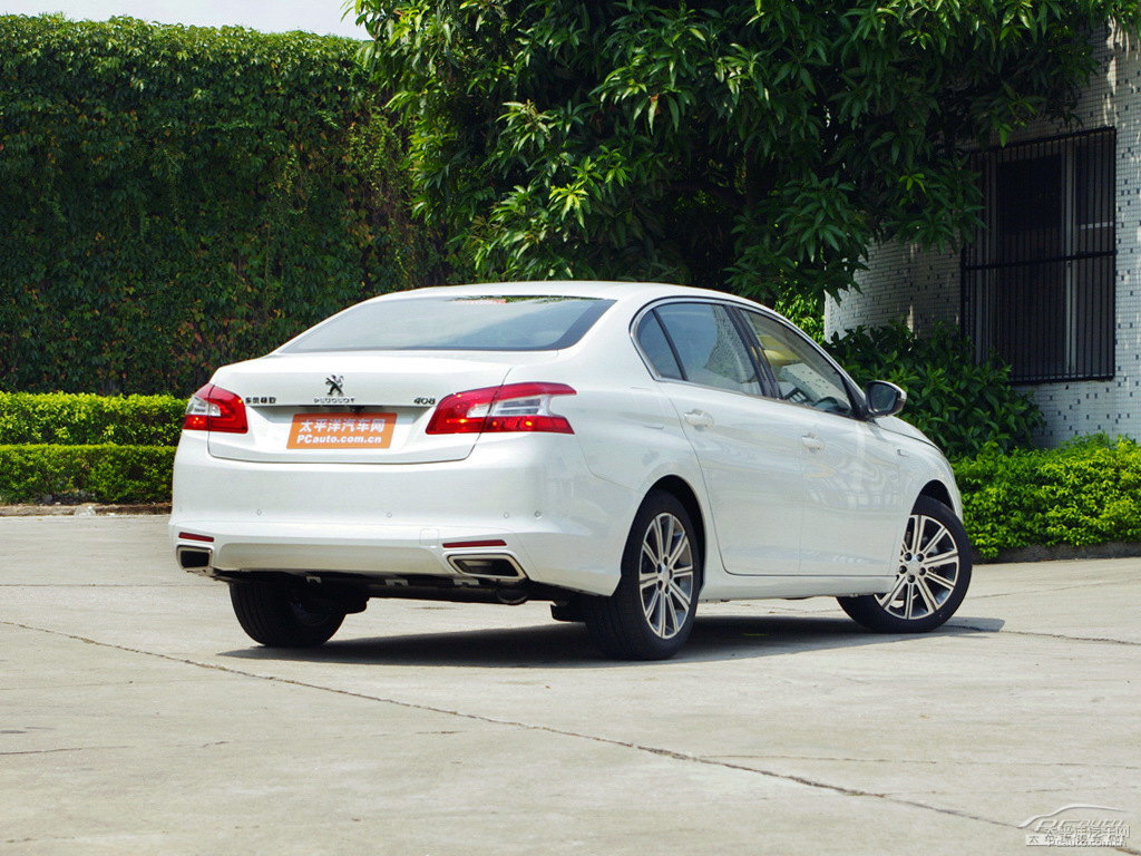 珠光白標(biāo)致408整車外觀外觀圖片