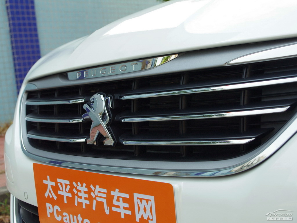 標致408外觀高清大圖