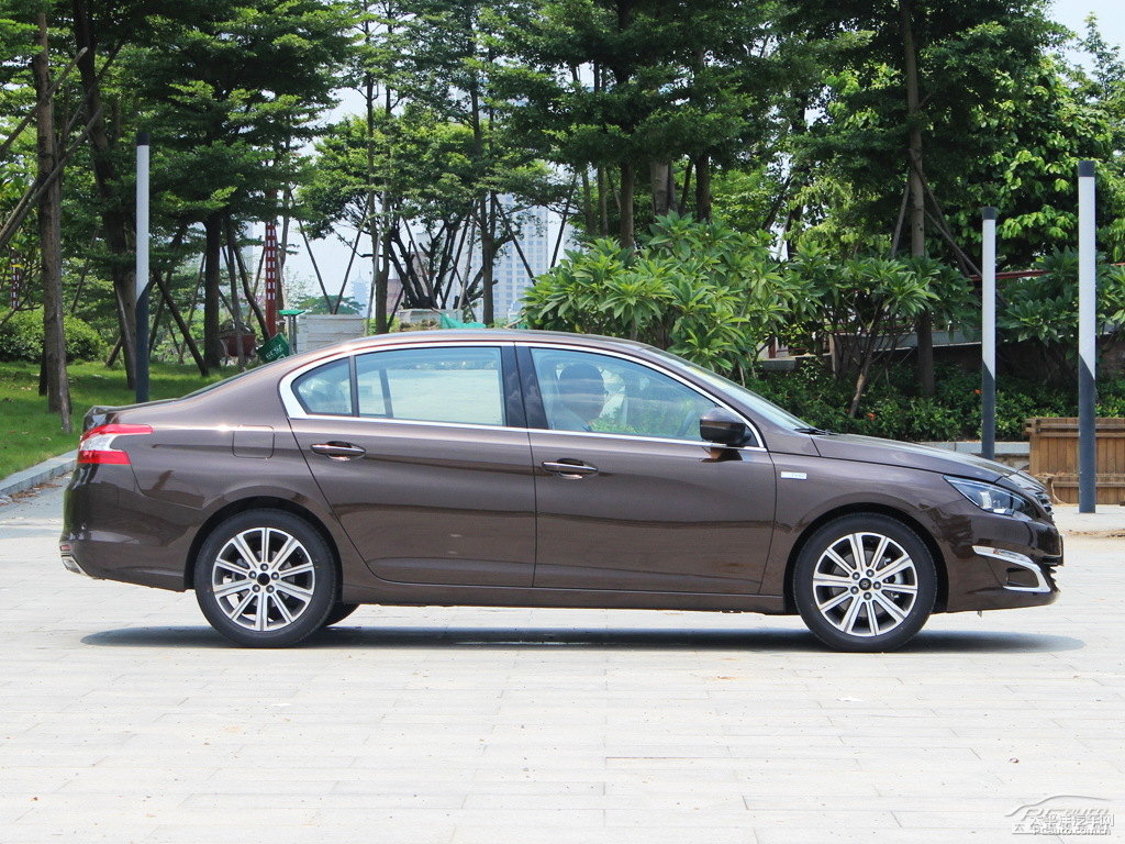 松木棕標(biāo)致408整車外觀外觀圖片