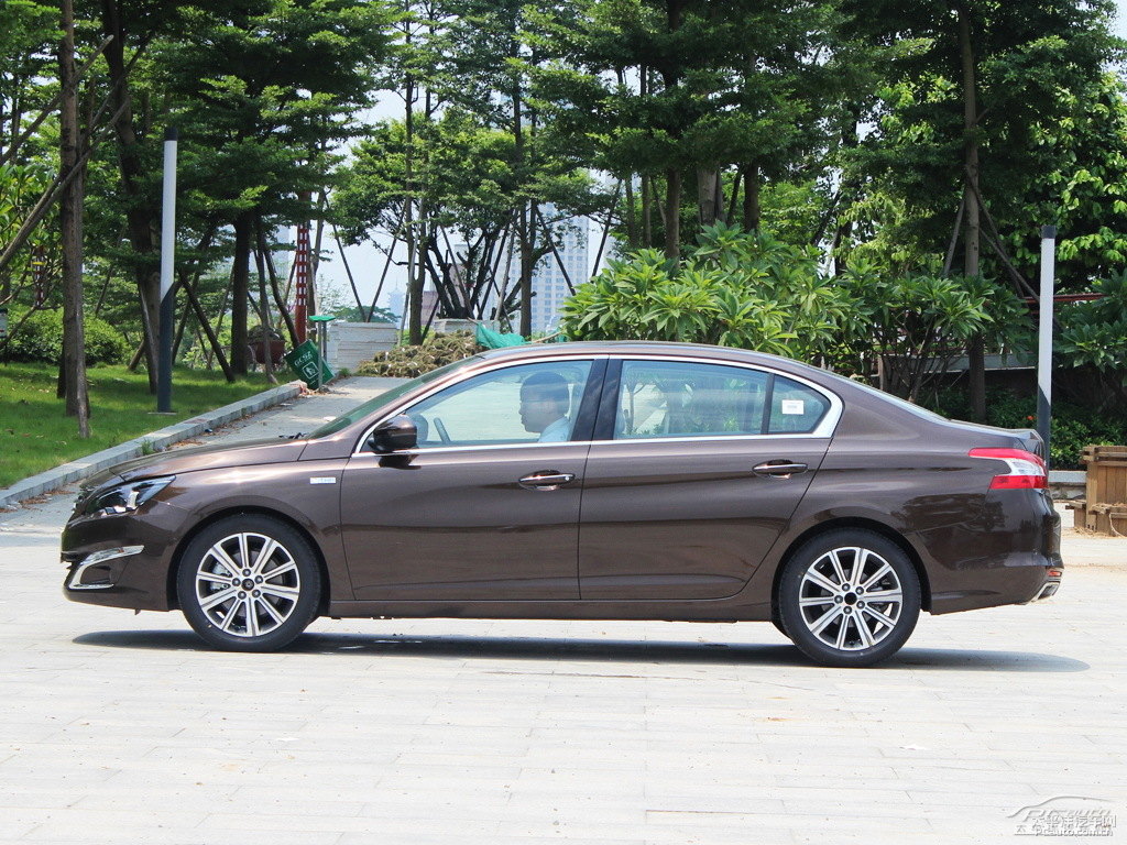 松木棕標(biāo)致408整車外觀外觀圖片