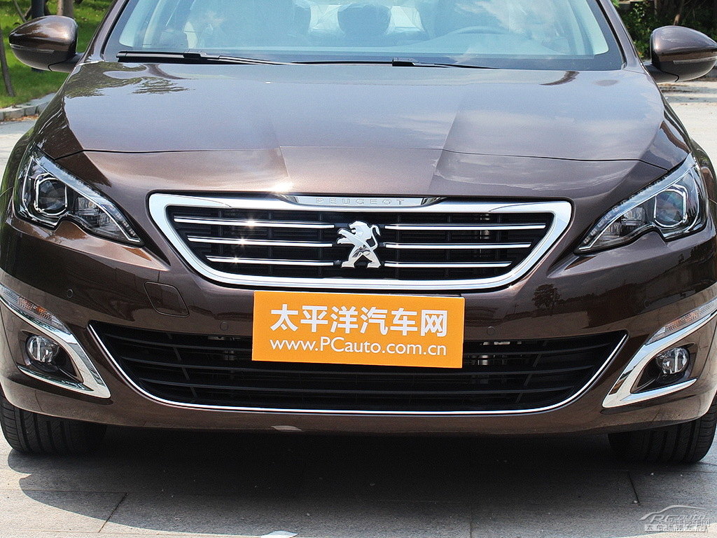 松木棕標(biāo)致408車頭外觀圖片